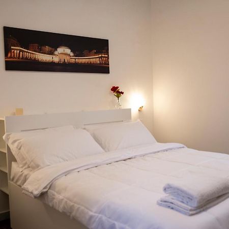 Allyoucantrip - La Nova Naples Luaran gambar