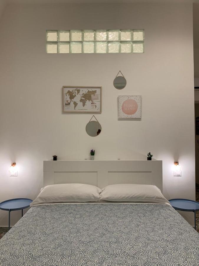 Allyoucantrip - La Nova Naples Luaran gambar